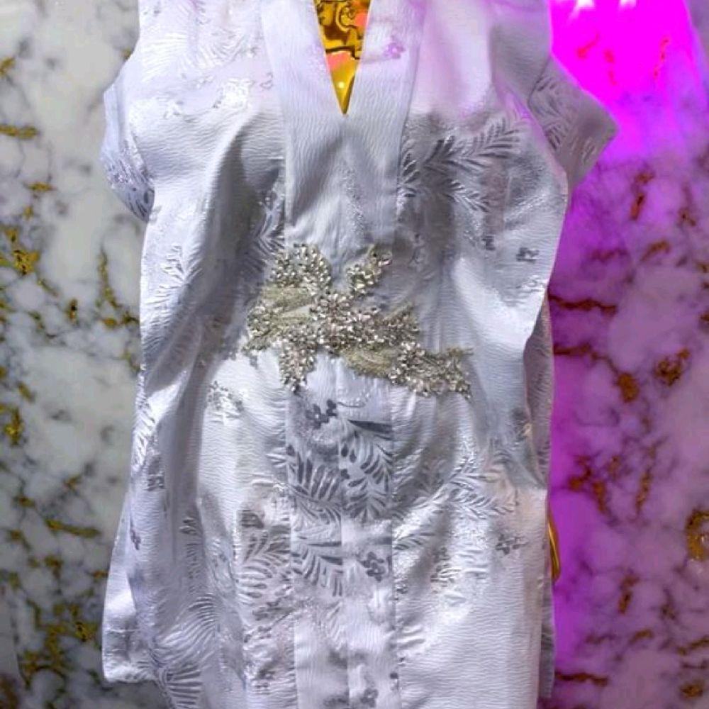 Brocade Short Gown With Flower  Booch