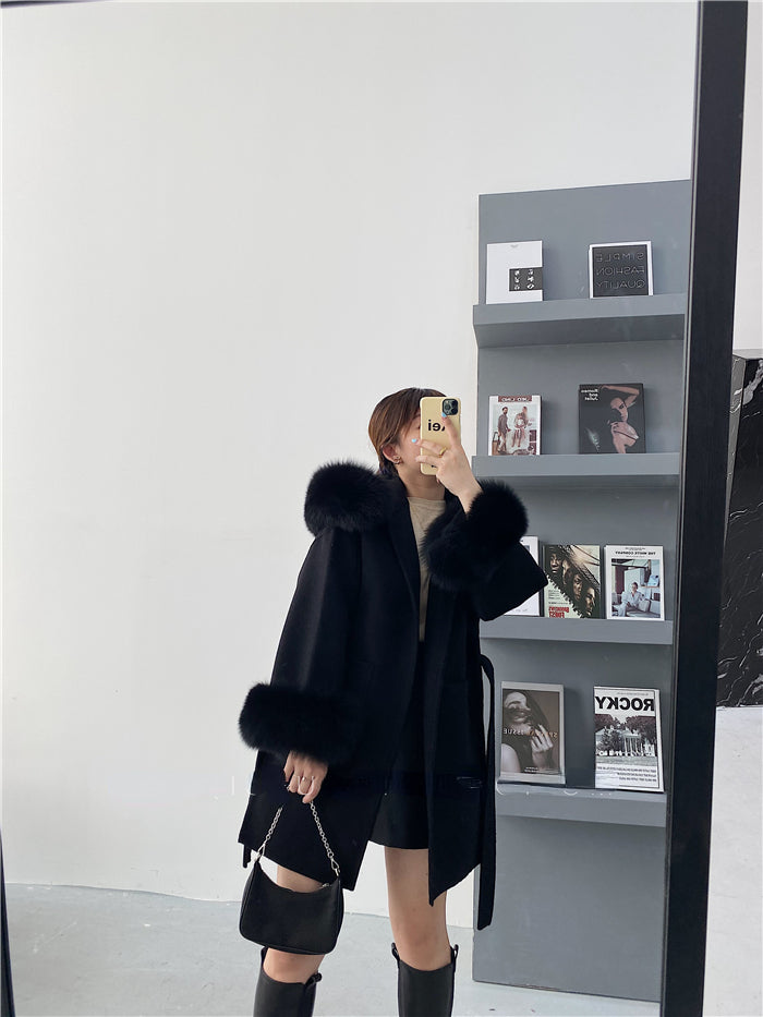 2024 New Oversize Ladies Outerwear Real Fur Coat Winter Jacket Women Natural Fox Fur Collar Cuffs Hood Cashmere Wool Woolen