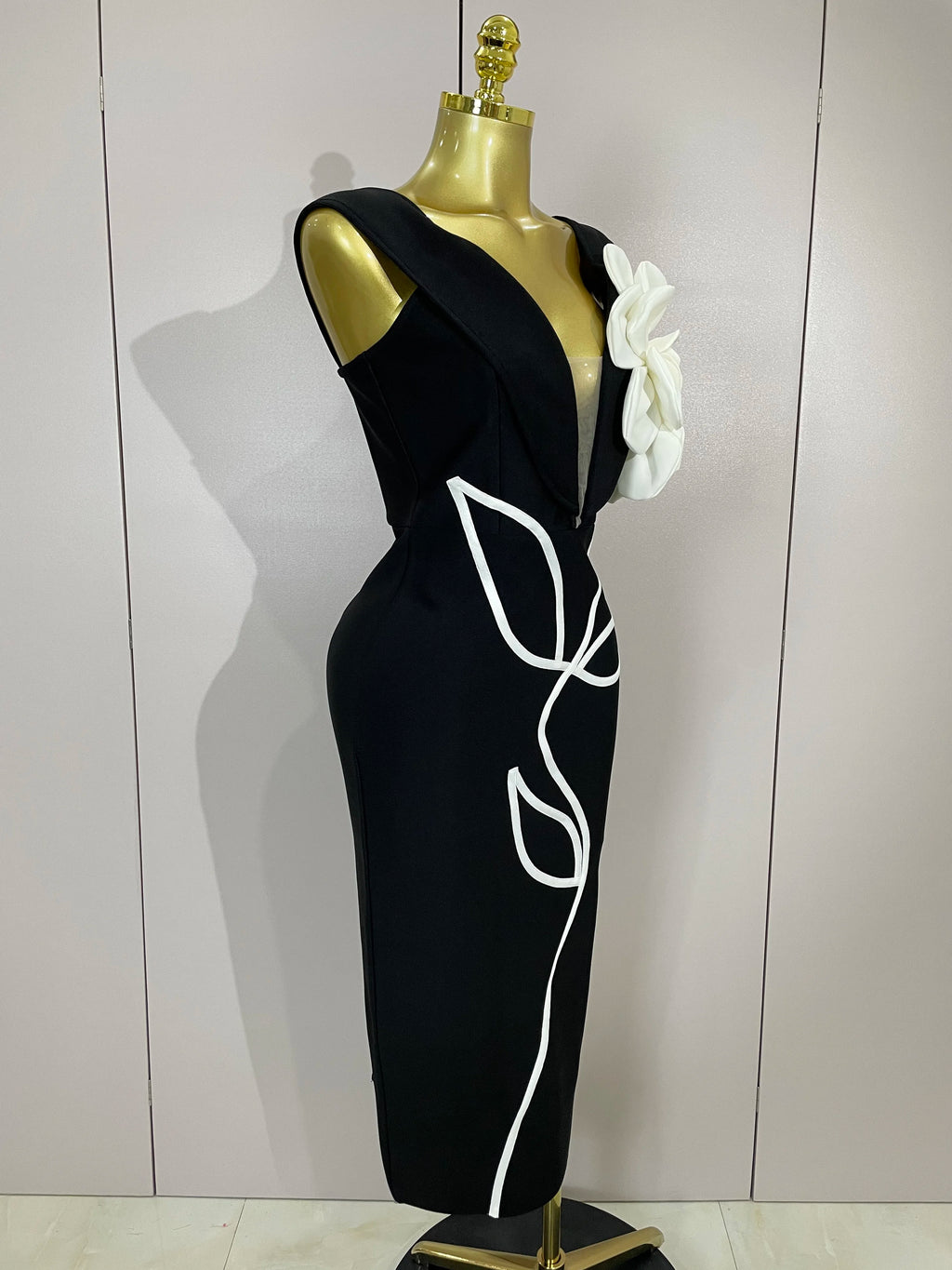 Sexy Off Shoulder White Flower Black Red Bodycon Bandage Long Dress Women Luxury Celebrity Evening Club Elegant Party Gowns