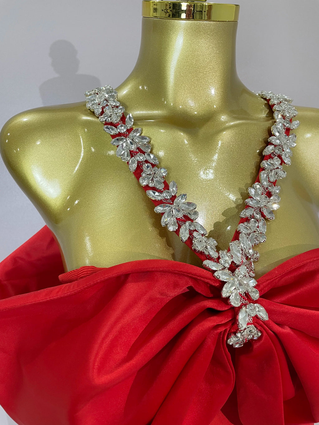 Luxury Rhinestone Chain Red Off Shoulder Vintage Butterfly Chic Bodycon Long Dress 2025 Elegant Evening Party Birtyday Clothing