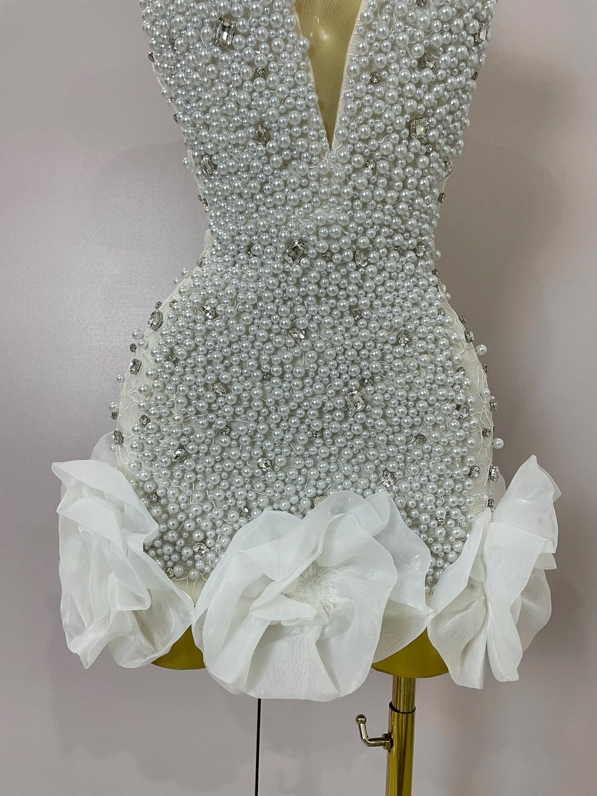 High Quality Luxury Shiny Diamonds Pearl Flowers Deep V Halter Short Dress Women Celebrate Eveing Celebrity Birthday Party Dress