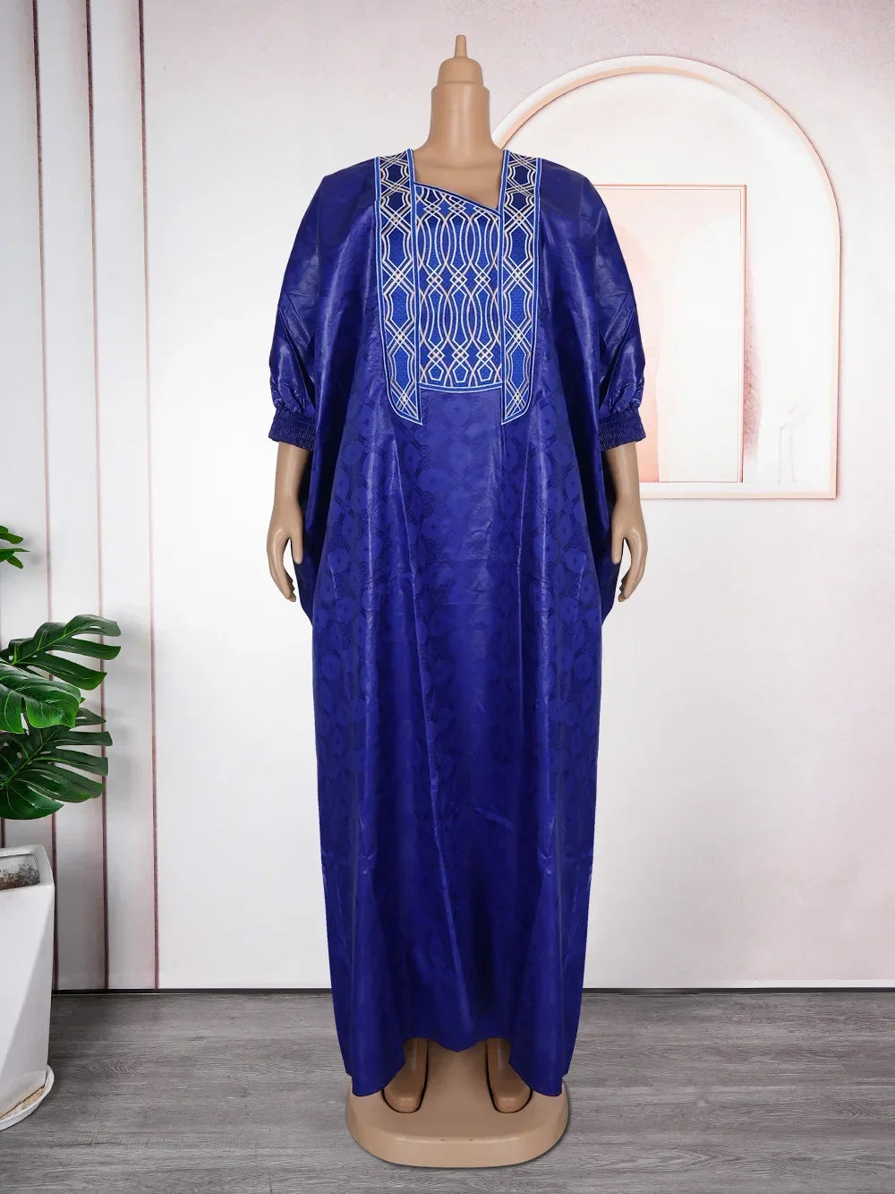 Elegant African Dresses for Women Traditional Embroidery Wedding Party Dresses Men Suit Dashiki African Couples Matching Clothes
