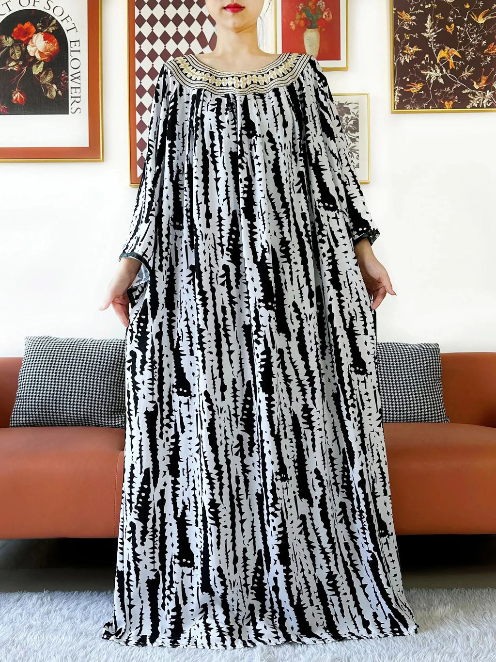 Summer Dress Embroidered Round Neck Cotton Women Long Loose Abaya Boho Maxi Dress Casual Fashion Dress African Vestidos