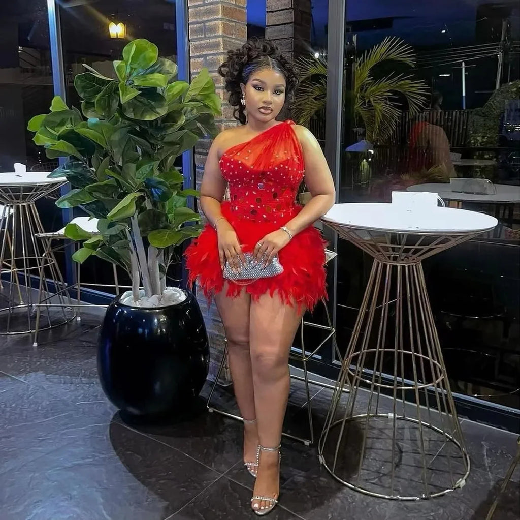 Sexy Red Short Prom Dress For Black Girls Beads Feathers Birthday Dress Mini Cocktail Gowns