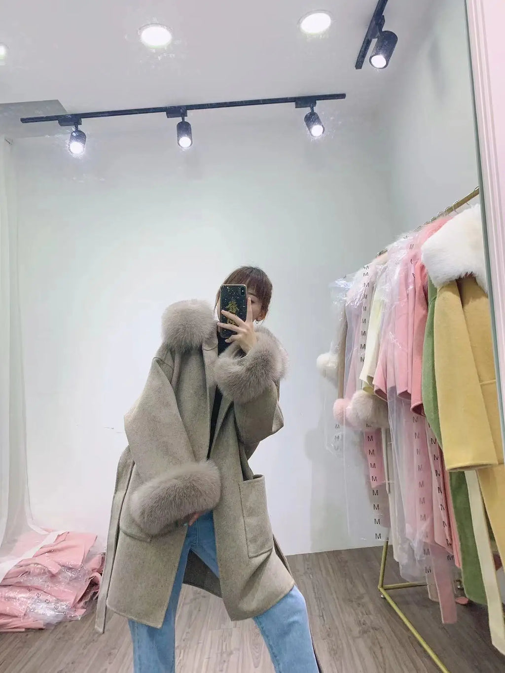 2024 New Oversize Ladies Outerwear Real Fur Coat Winter Jacket Women Natural Fox Fur Collar Cuffs Hood Cashmere Wool Woolen