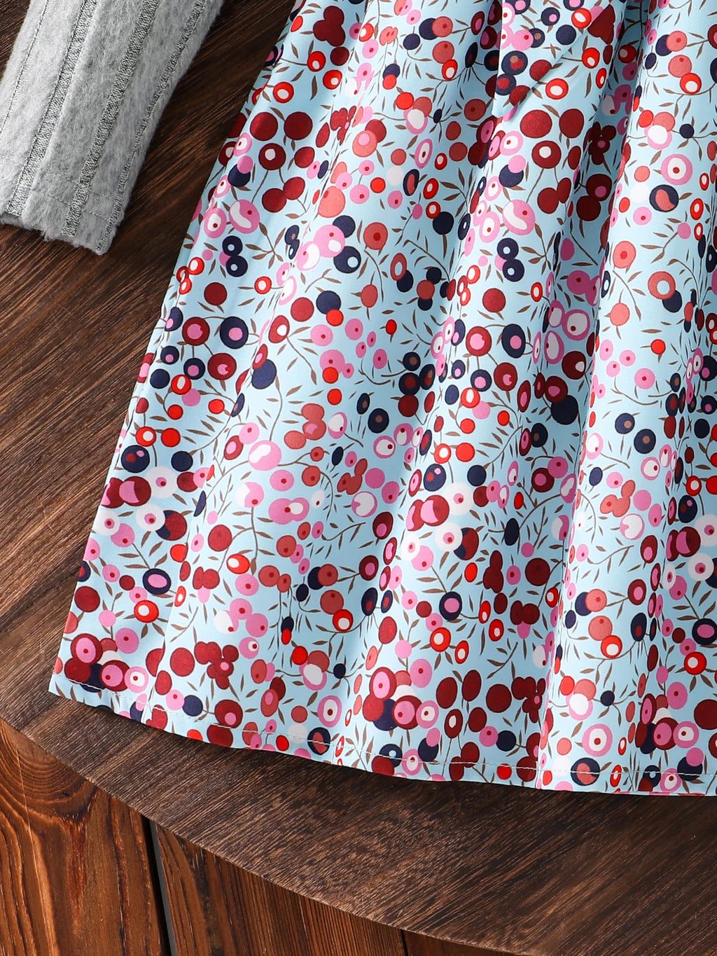 Spring and Autumn Girls' Simple Casual Versatile Knit Round-Neck Long-Sleeve Floral Dress, Everyday Casual Dress for Girls, Can Be Used as a Holiday Gift, Eid, Easter, Carnival, Chinese New Year