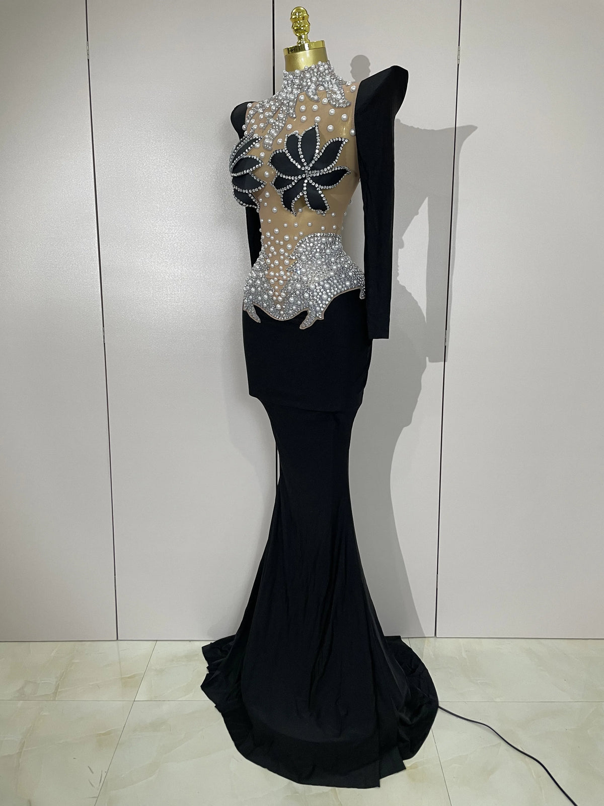 Luxury Sparkly Diamonds Pearl White See Through Mesh Long Dress Women Wedding Evening Party Stage Performance Photoshoot Dress