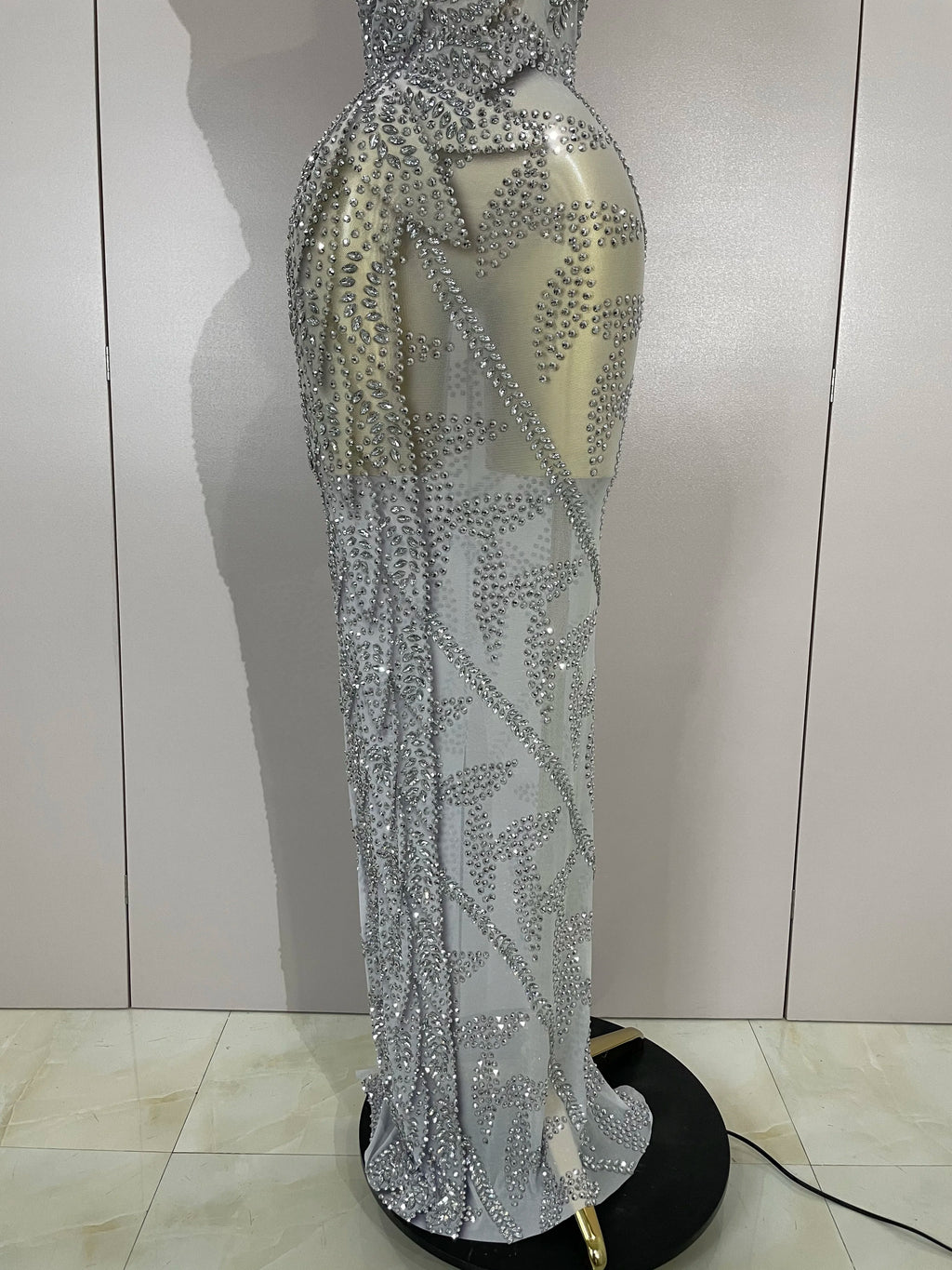 Women Luxury Rhinestone Sleeveless Silver Long Dress Sexy Mesh See Through Evening Prom Birthday Photo Shoot Singer Stage Outfit
