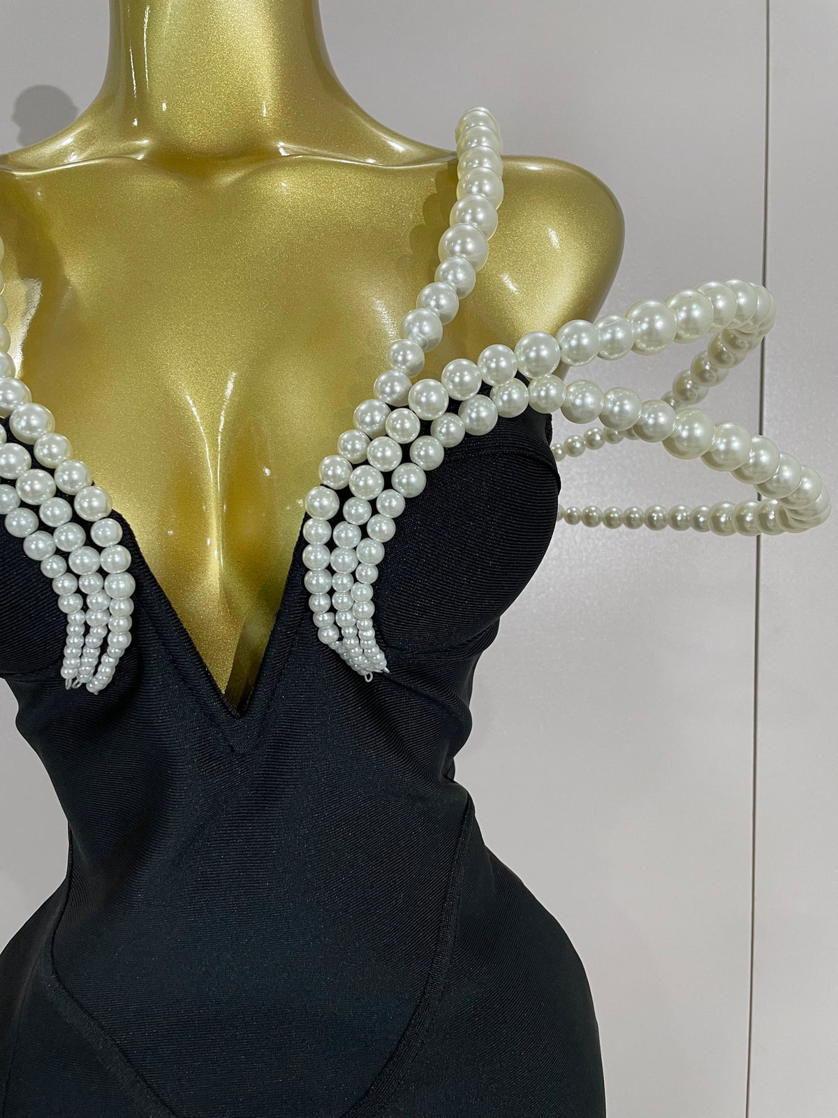 Luxury Designer Pearls V Neck Maxi Long Bandage Bodycon Dress Women Celebrity Evening Party Birthday Gowns Singer Stage Costumes
