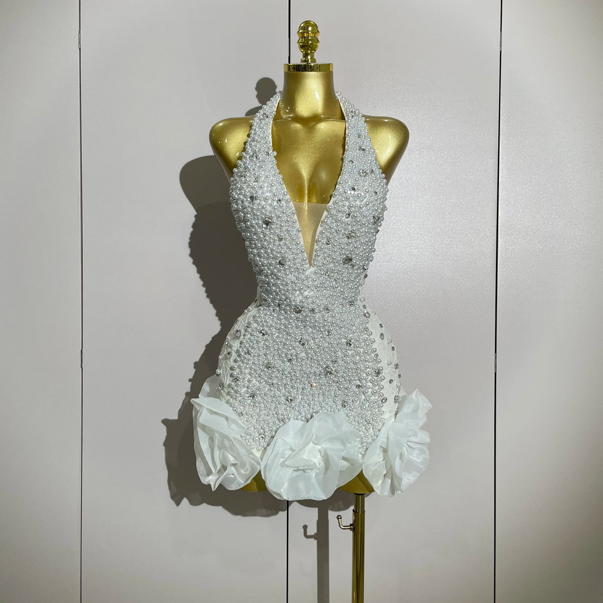High Quality Luxury Shiny Diamonds Pearl Flowers Deep V Halter Short Dress Women Celebrate Eveing Celebrity Birthday Party Dress