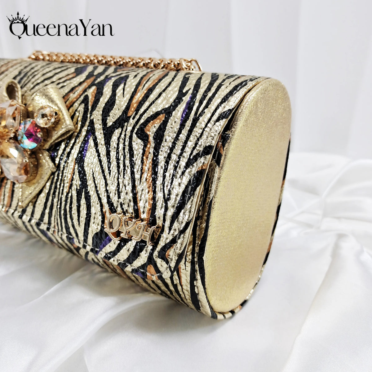 Queena Yan 2025 Women Elegant Gold High Heel Shoe and Matching Bag Set with Rhinestone Accents Stylish Peep Toe Design for Party