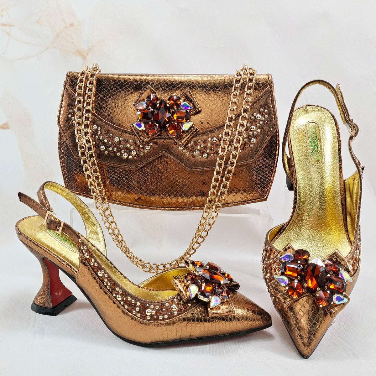 QSGFC Nigeria Elegant Ladies Wine Color Crystal Heels And Bag Three-Dimensional Capacity Bag Shiny Material Women Shoes