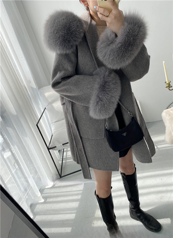2024 New Oversize Ladies Outerwear Real Fur Coat Winter Jacket Women Natural Fox Fur Collar Cuffs Hood Cashmere Wool Woolen
