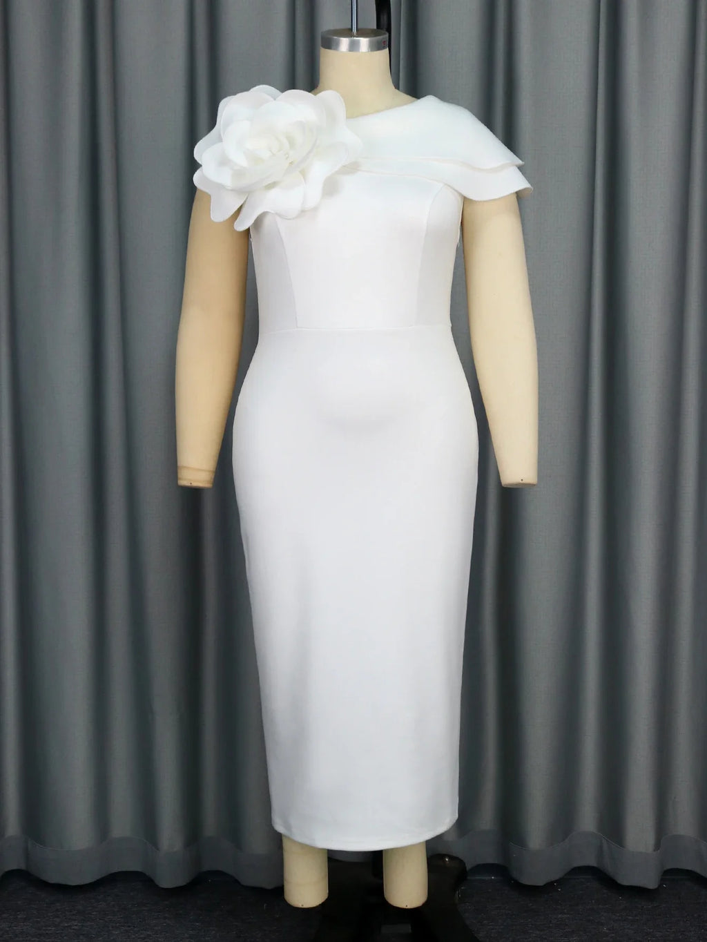 White Minimalist 3D Flower Design Slim Wedding Evening Dress Summer New Elegant Round Neck Short Sleeved Retro Wedding Dresses