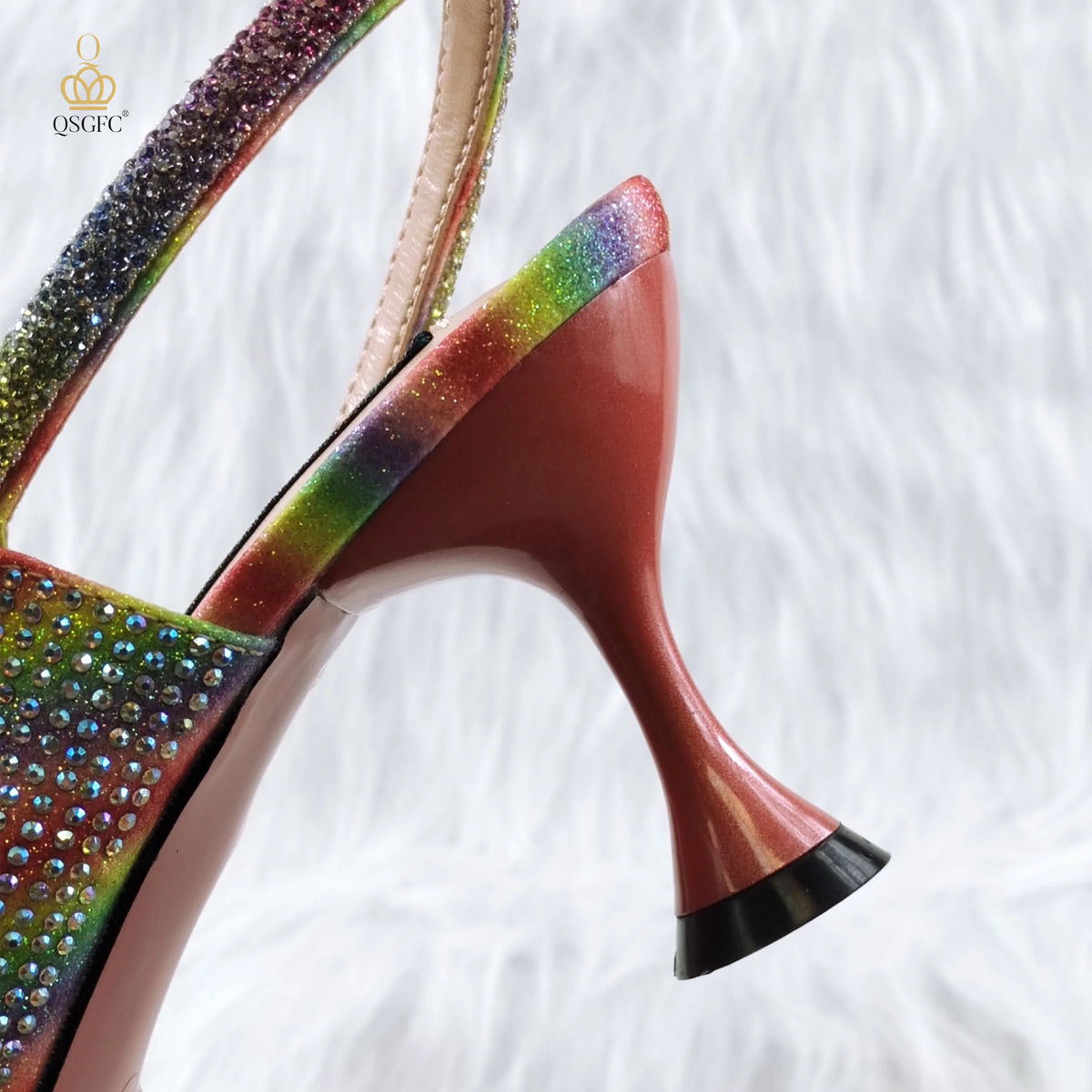 The latest INS Style Pointed Rhinestone Shallow Mouth Temperament High Heels Rainbow Color Women's Shoes And Bags
