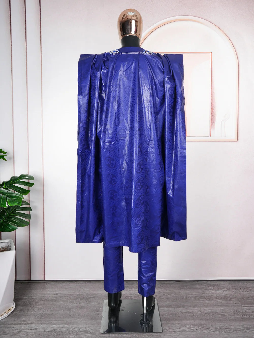 2025 New African Clothes for Men Dashiki Tradition Outfit Robe Embroidery Tops Pants Suits Bazin Muslim Wedding Party Clothing